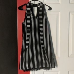 Young Adult Black and White Pattered Casual Dress
